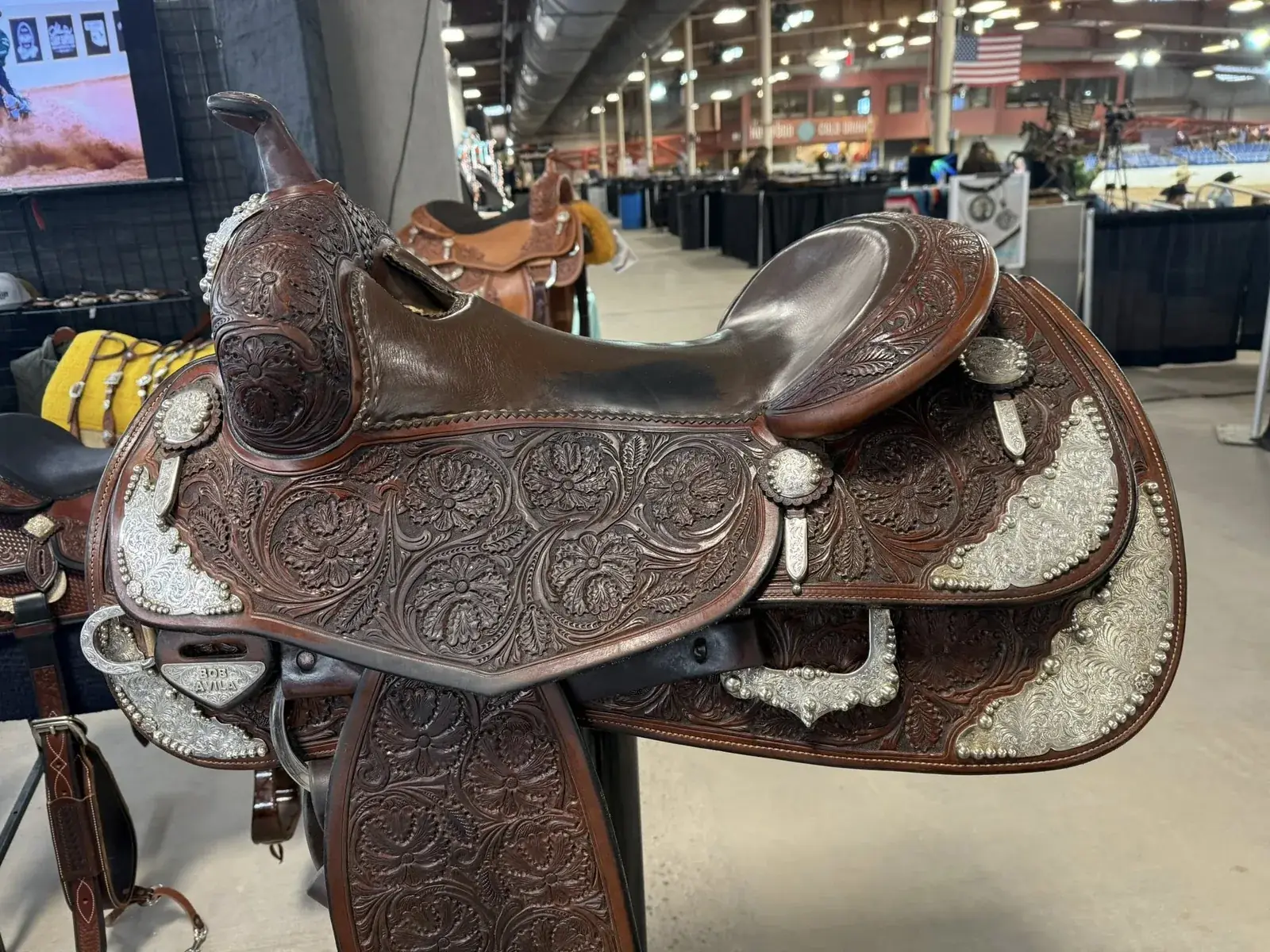 Bob Avila — full right side view