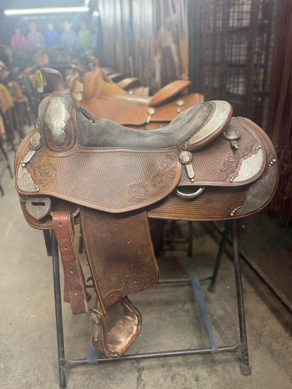 Bob Avila Bob's Custom 16 B99-472 full silver $1,995