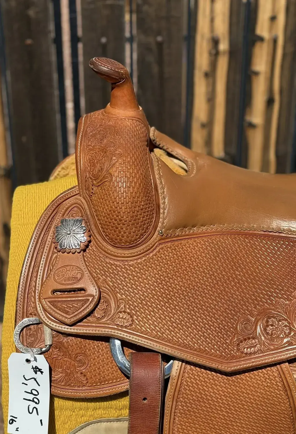 Bob's Custom 16 Tan — horn swell left with Bob's Custom badge