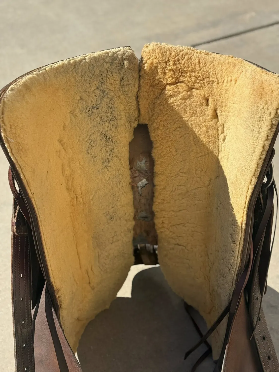 Gullet and woolskin lining