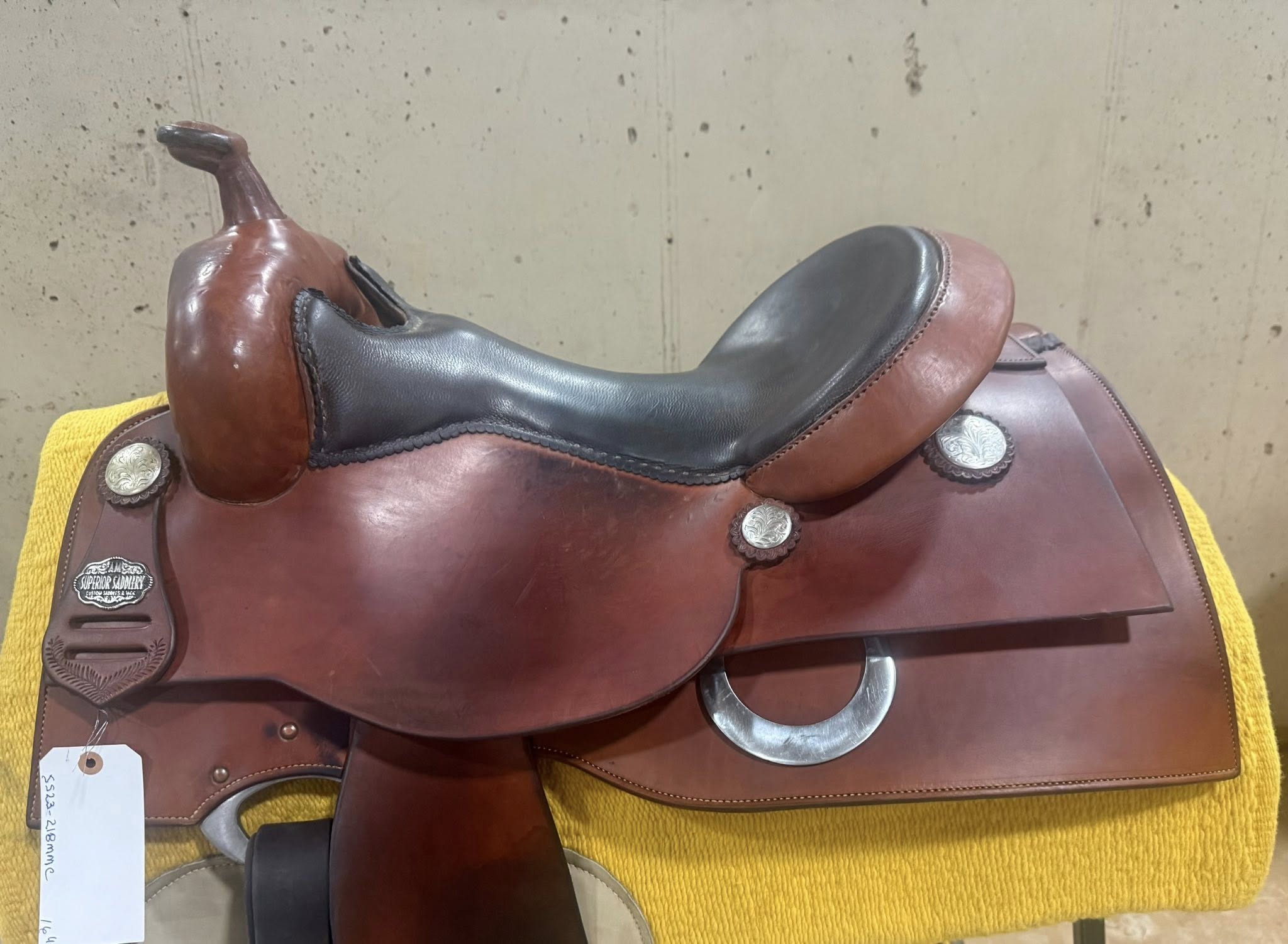 Mandy McCutcheon Reiner by Superior Saddlery 16 inch chocolate seat Nettles wood stirrups walnut finish