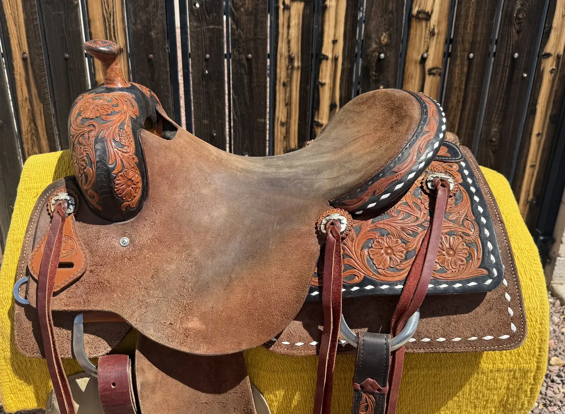 SRS Ranch Saddle — seat from above